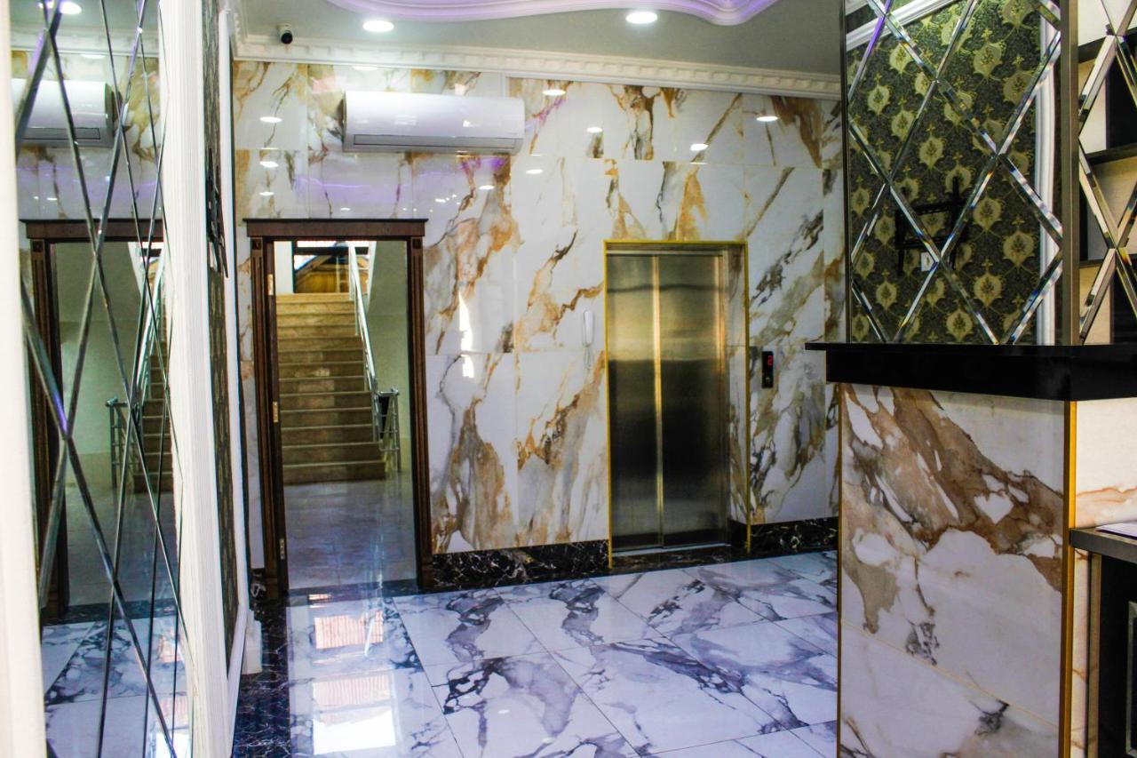 Emeg Hotel And Restaurant Batoumi Extérieur photo
