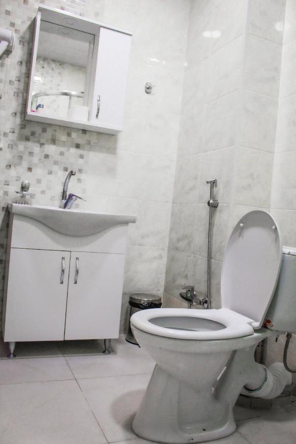 Emeg Hotel And Restaurant Batoumi Extérieur photo