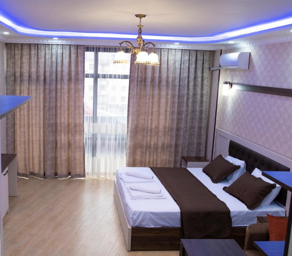 Emeg Hotel And Restaurant Batoumi Extérieur photo